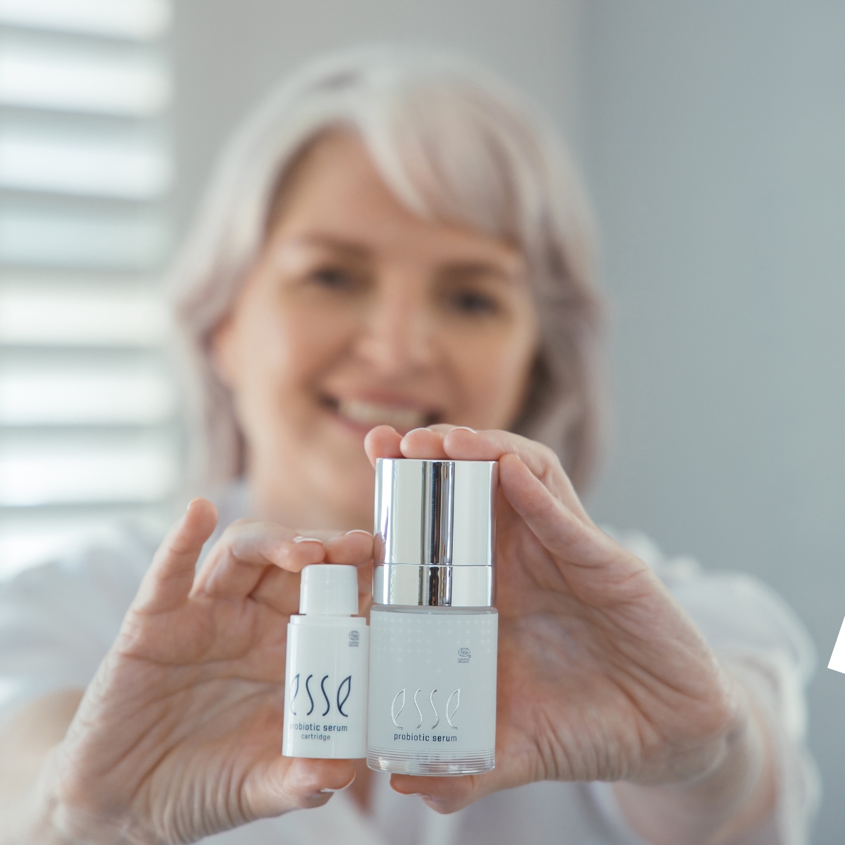 UUTUUS KAMPANJA! Esse Probiotic Serum 15ml + 15 ml REFILL LAHJAKSI" - Image 3
